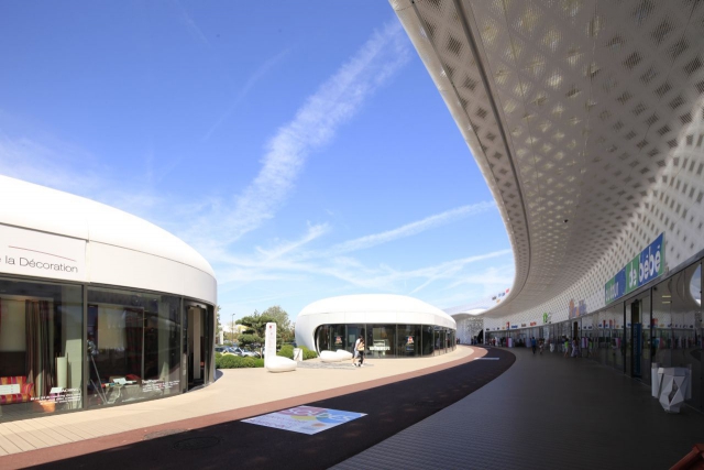 建筑设计:法国昂热的岛礁型购物中心L’Atoll 建筑设计:法国昂热的岛礁型购物中心L’Atoll